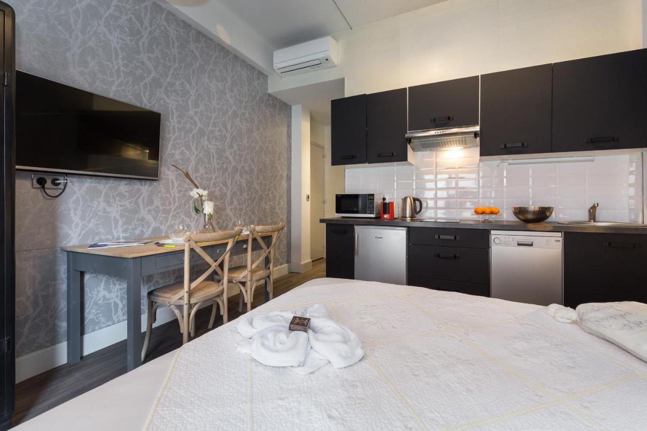 Azur City Hotel Ницца Экстерьер фото
